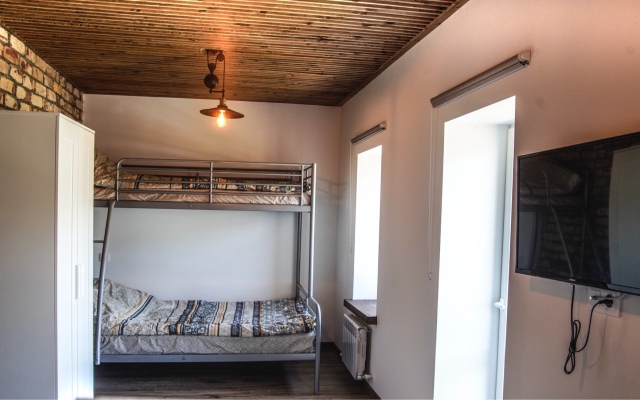 Osobnyak Na Eleninskoj Guest house