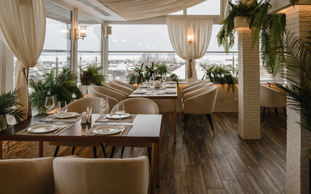 Viktoriya Plaza Hotel