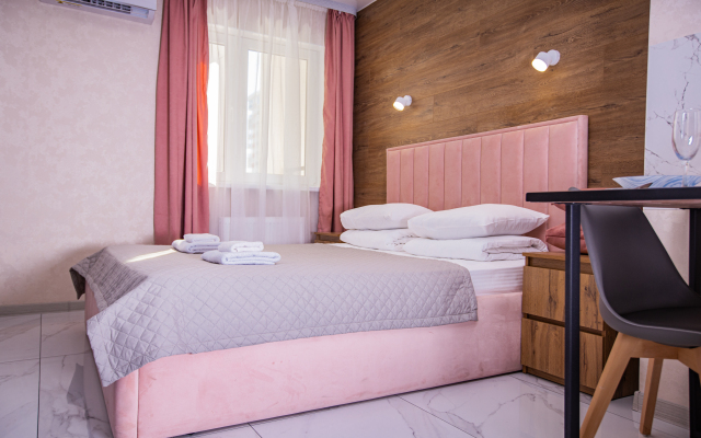 Studiya LoveHotelSirius V Zhk Biznes Klassa Frukty, Nizhneimeretinskaya bukhta Apartament