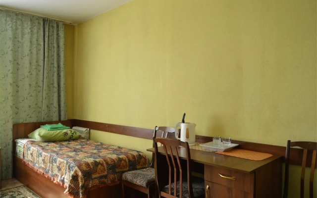 Отель Восток-2000