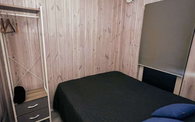 Частный дом  Belov House  с панорамным остеклением у леса