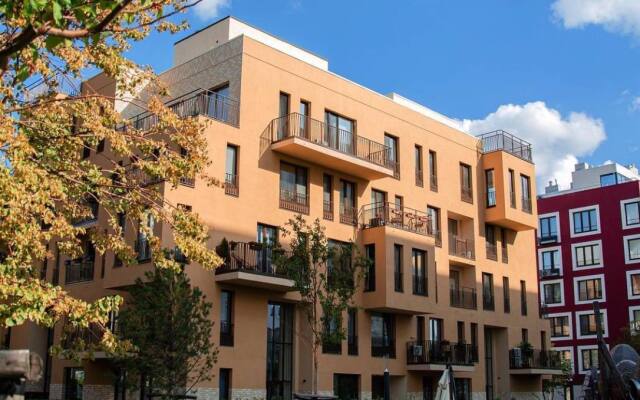 MoonRoom 72 V Yevropeyskom ryadom s akvaparkom Flat