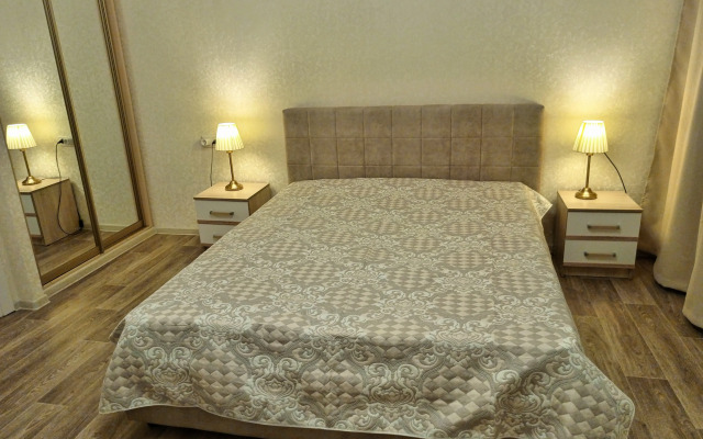 Dvukhurovnevye na prospekte Lenina Apartments