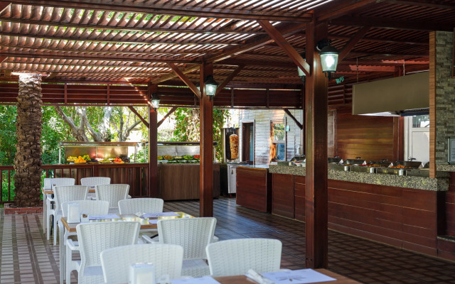 Aydinbey Famous Resort - Ultra All Inclusive