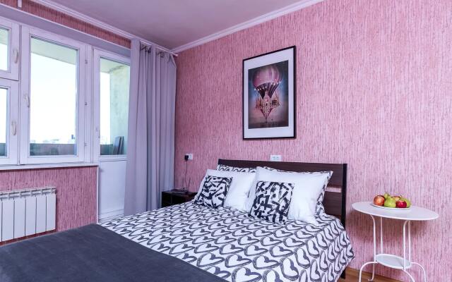 Big Studio Gorsky Effect Apartments
