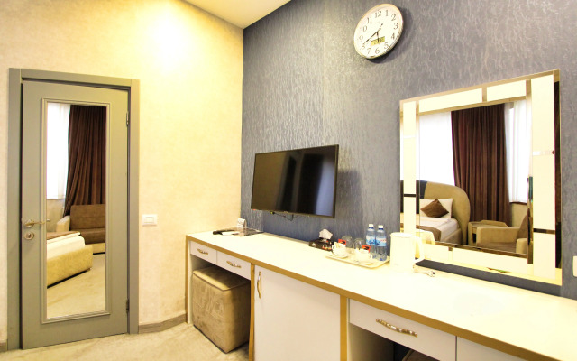 Sunday Baku Hotel