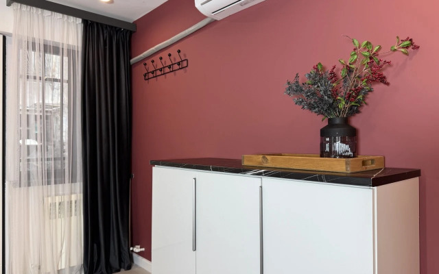 Tiny Modern Home In 1st Floor, Saryan Apartments
