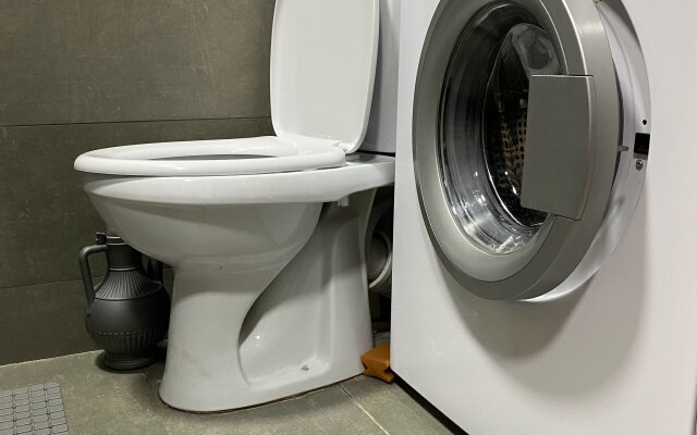 Квартира Студия на улице Текстильной на цокольном этаже