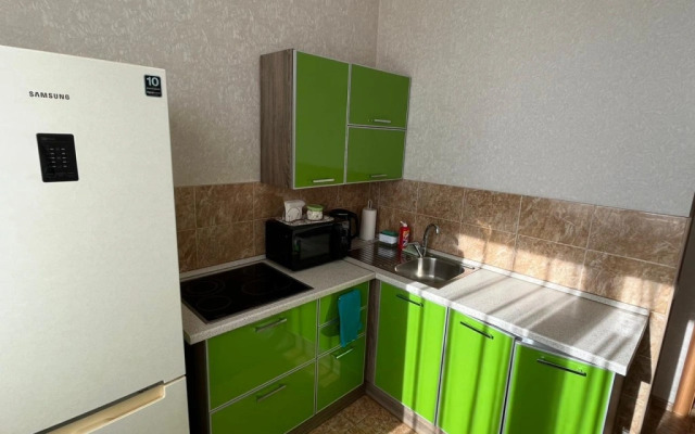 Na Verkhney Naberezhnoy 145/5 Flat (1)