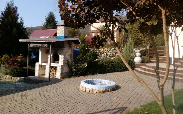 Шале с двумя апартаментами