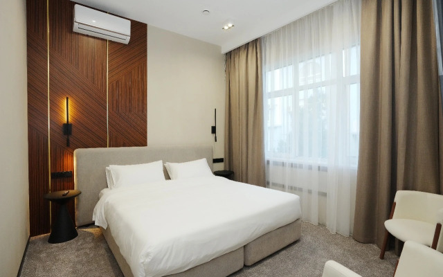 Park Lane Hotel