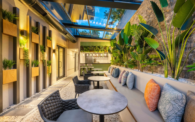 Lexia Hotels