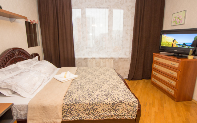 Na Yelninskoy 11/1 Apartment