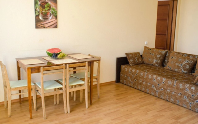 S Dobroy I Myagkoy Enepgetikoj Amango Apartments