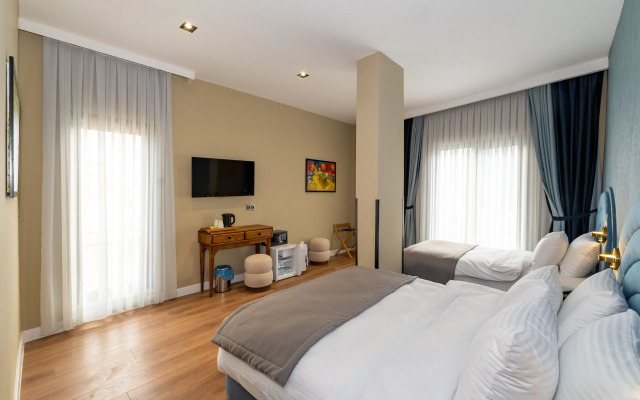 Nenessa Airport Hotel