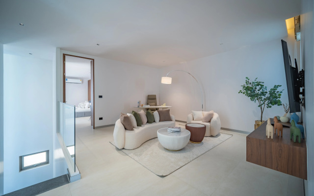 Grand View Residence Villa by NLA, Villa