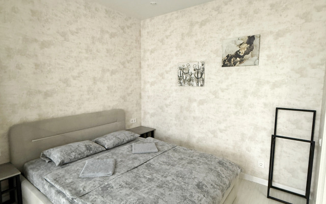 Na Naberezhnoy Flat