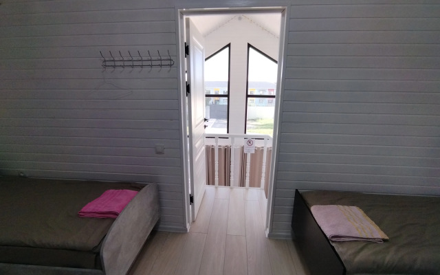 Barnkhaus Karakol Guest House