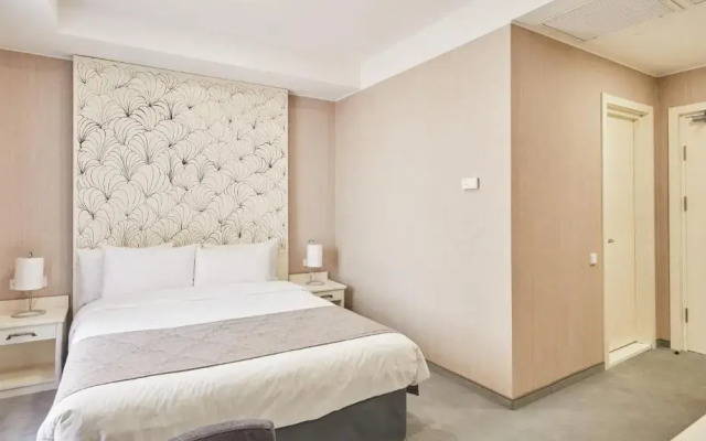Gallery Palace Hotel