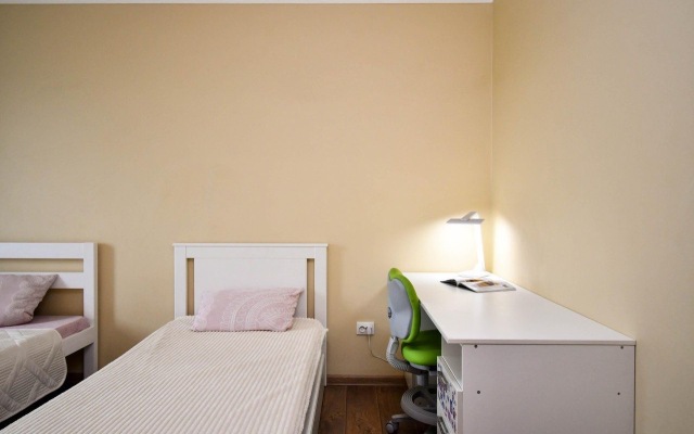 Квартира уютная возле Краевой Больницы в туристическом центре города