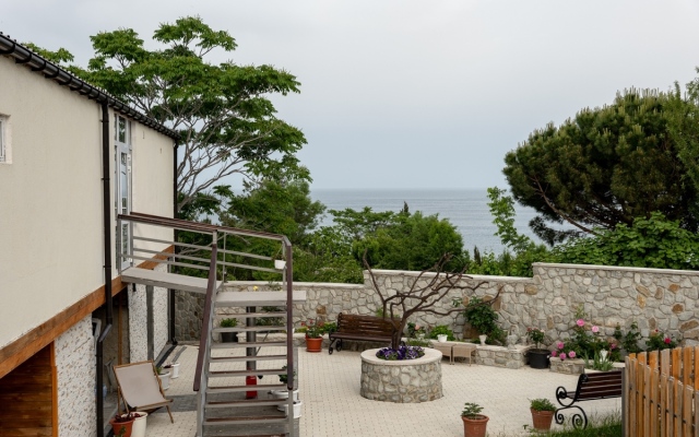 Villa Feliche Guest House