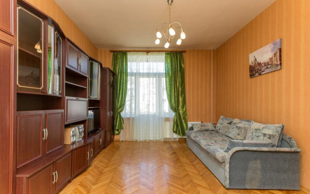 Квартира Типанова 16