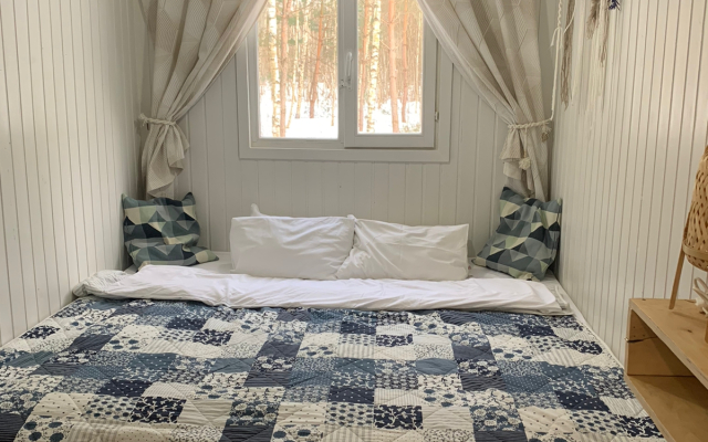 TinyDacha Mozhzhevelnik Glamping