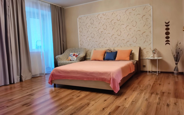 Квартира в деловом центре Тюмени на 50 лет Октября