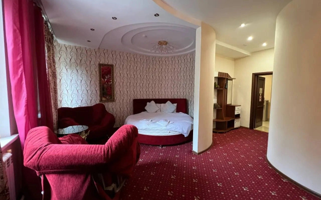 Avtor Hotel