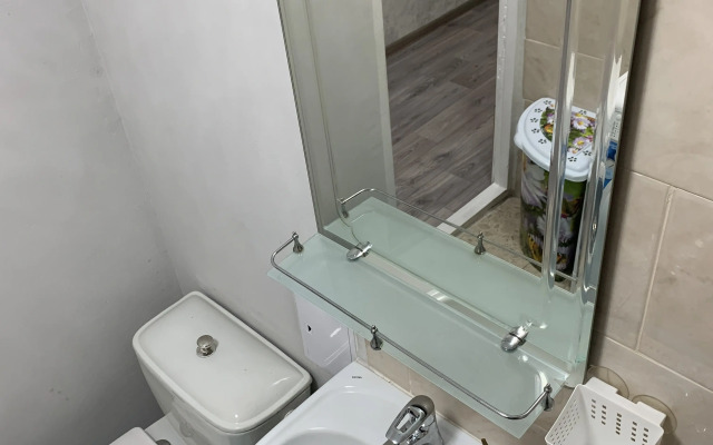 Dvukhkomnatnaya Prosveshcheniya 106A Flat