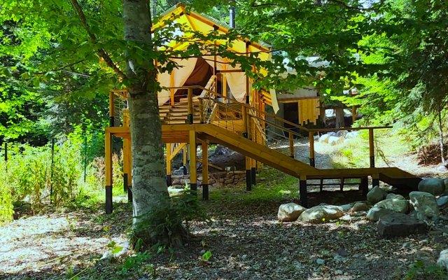 Gory Village Hotel