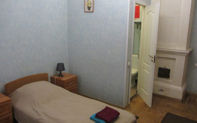 Old Flat Gostevoy Dom Na Vosstaniya