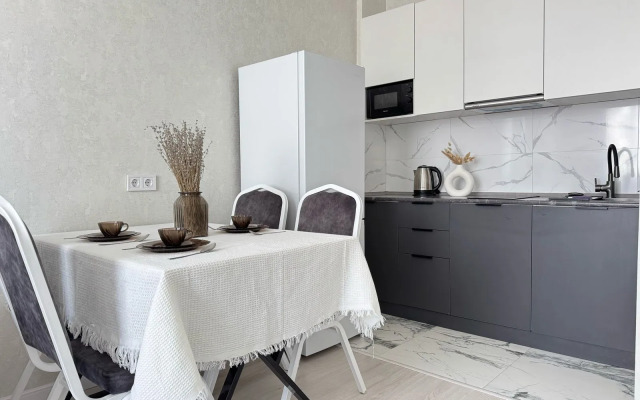 Capital Luxe Two Flat