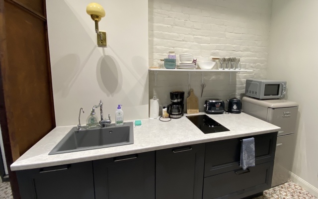 Квартира Дизайнерская с Большой Гостиной и Камином