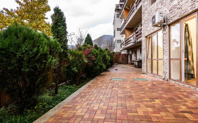 Oplot - Uyutnye s lichnoj saunoj 2 Apartments