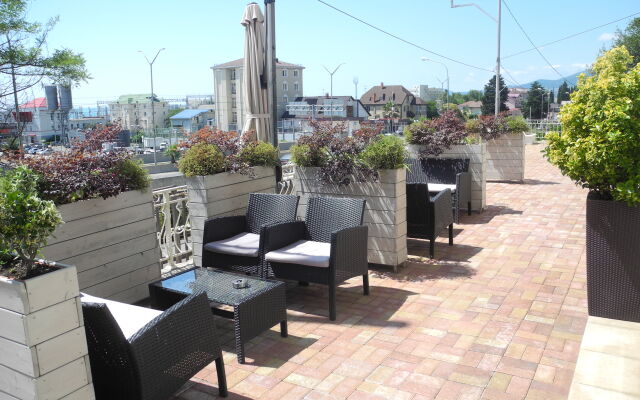 Station Apartments