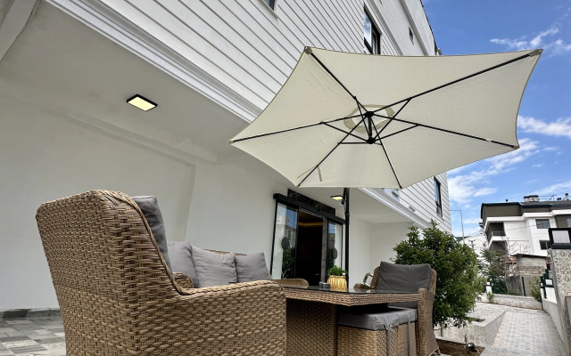 BLOOMTALYA Hotel