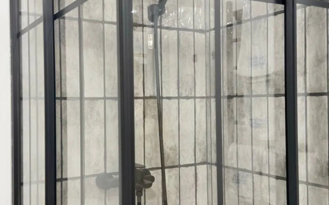 Yevrouyut Sovremennaya Studiya V Samom Tsentre Flat
