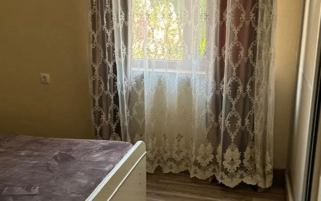 AT Relax House Guest House