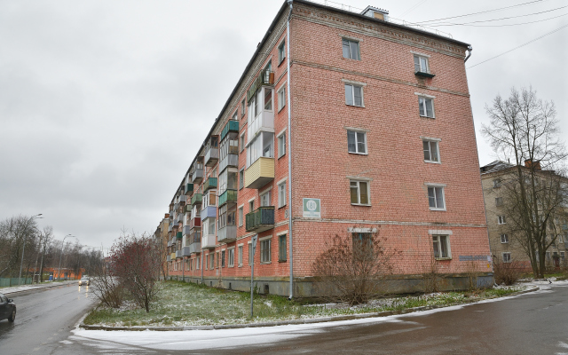 Ren Town Na Naberezhnoy Apartments