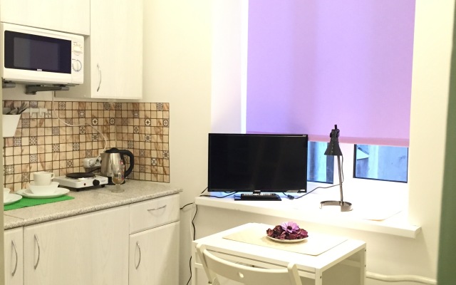 Mikro Studiya Na 12-J Linii Vo Apartments