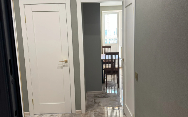 Dvukhkomnatnaya Na Naugorskom Shosse Flat
