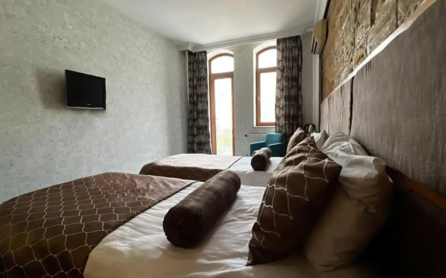 Qala Boutique Hotel