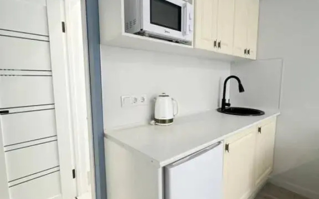 Amegaroom Na Kharykovskoy Flat (2)