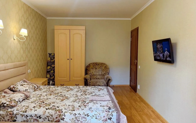 Na Ulitse 50 Let Oktyabrya 6 Flat
