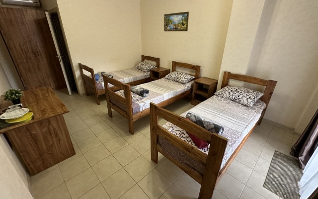 "Adam i Yeva" Guest House