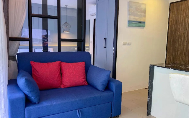 V Komplekse Palmyrah Apartment