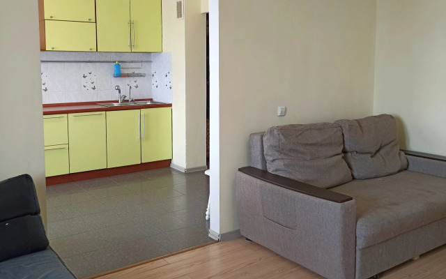 Na 6 Etazhe Na Ulitse Ordzhonikidze Apartments