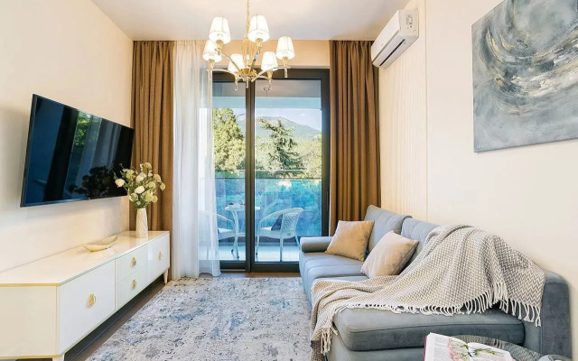 Na Ulitse Drazhinskogo 48 Flat