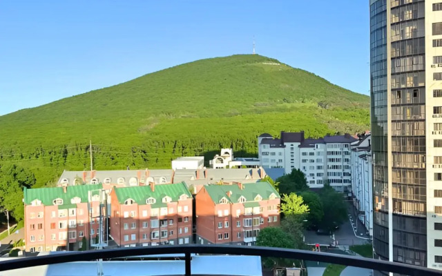 Квартира Дизайнерская 1-комнатная с великолепным видом на Машук